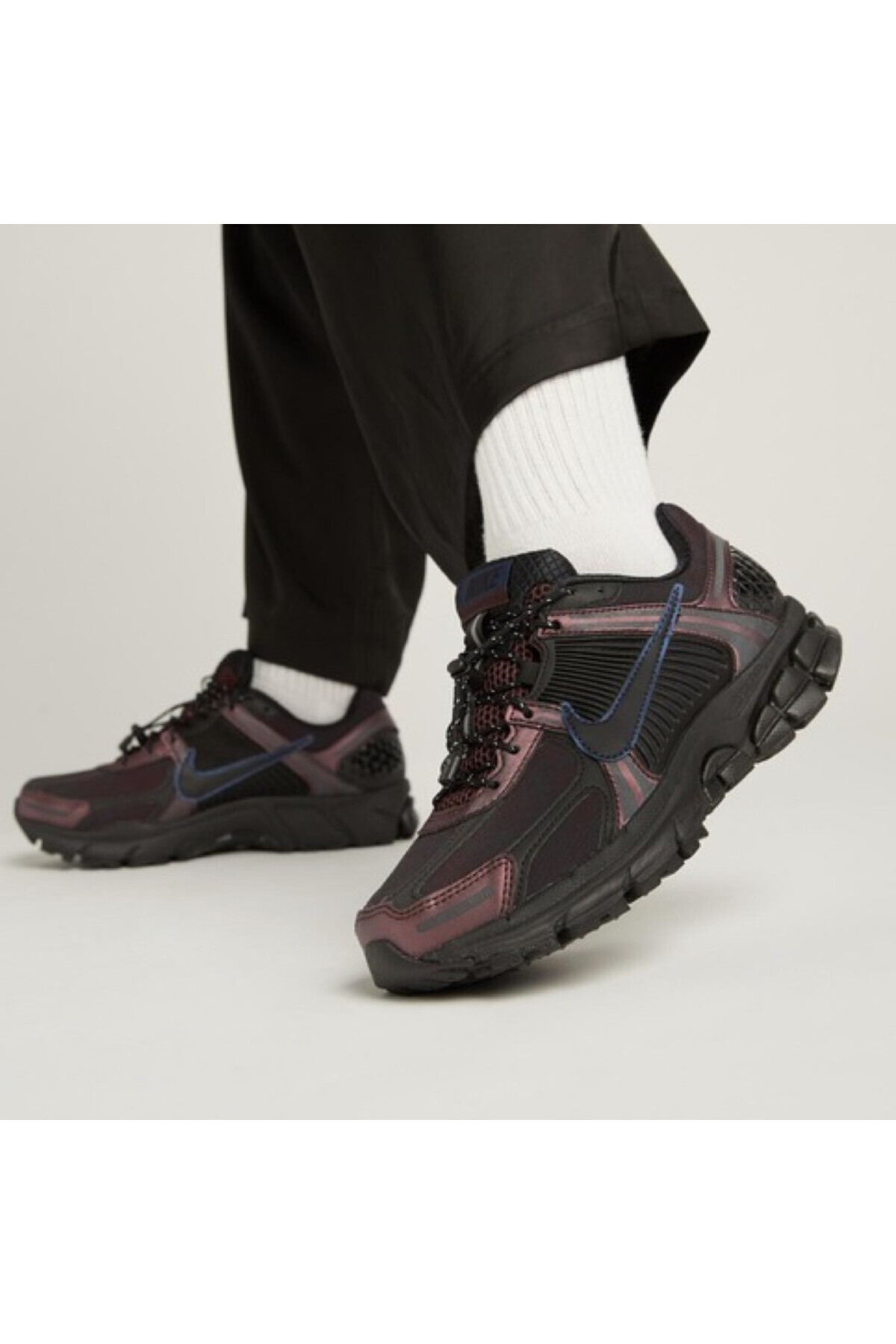 کفش پیاده روی نایکی H.M.Q.R.4.T.S.052-600600