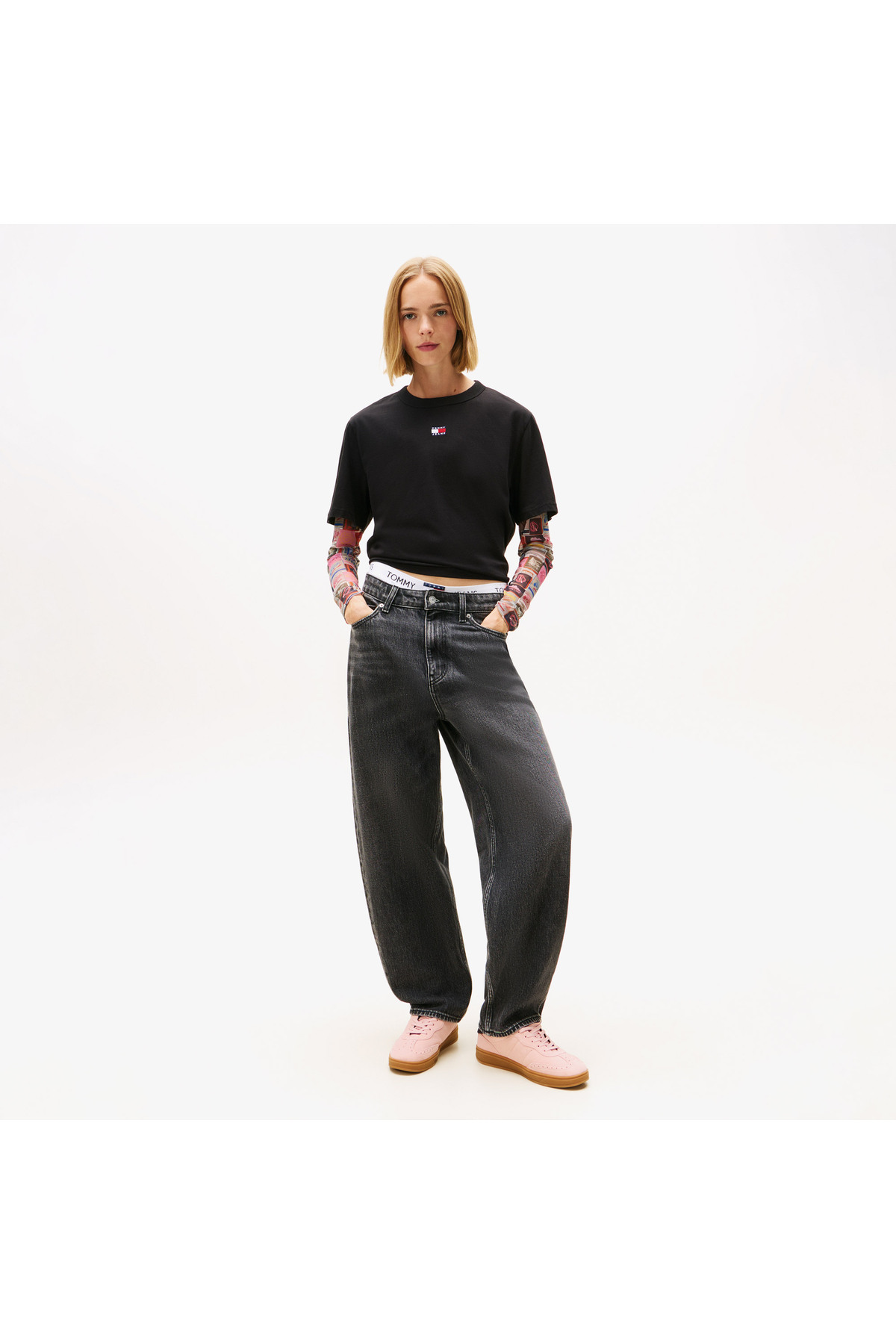 Tommy Hilfiger Badge Kadın Siyah T-Shirt görsel 5