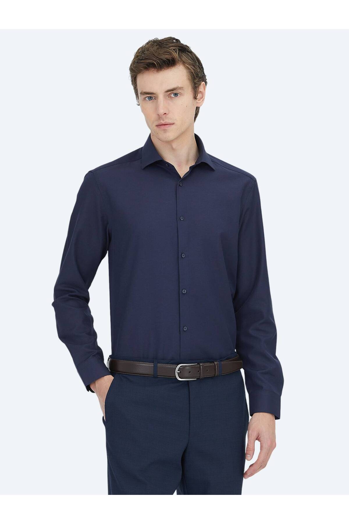 پیراهن نخی کلاسیک ساده سرمه‌ای فیت معمولی بافته شده Kip