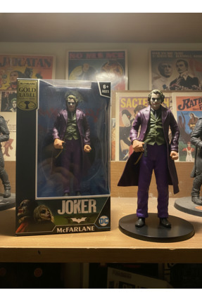 Natavanbutık JOKER Mc Farlane Gold Label Mor Takım Elbiseli Joker Aksiyon Figürü