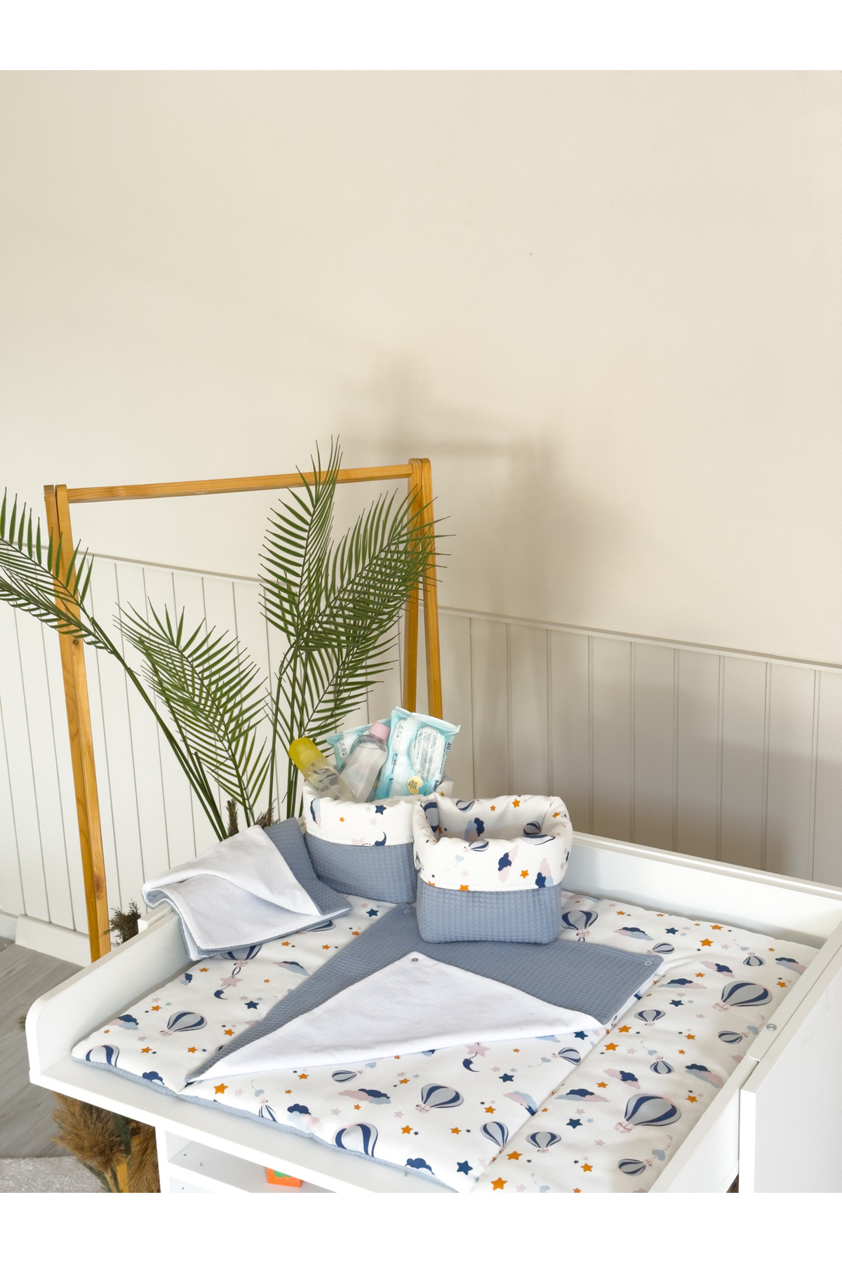 Pastelya Mavi Bulut Desenli Bebek Alt Açma Seti, Su Geçirmez Değiştirebilir Ped, Alt Açma Minderi fotoğrafı 4 (önizleme)