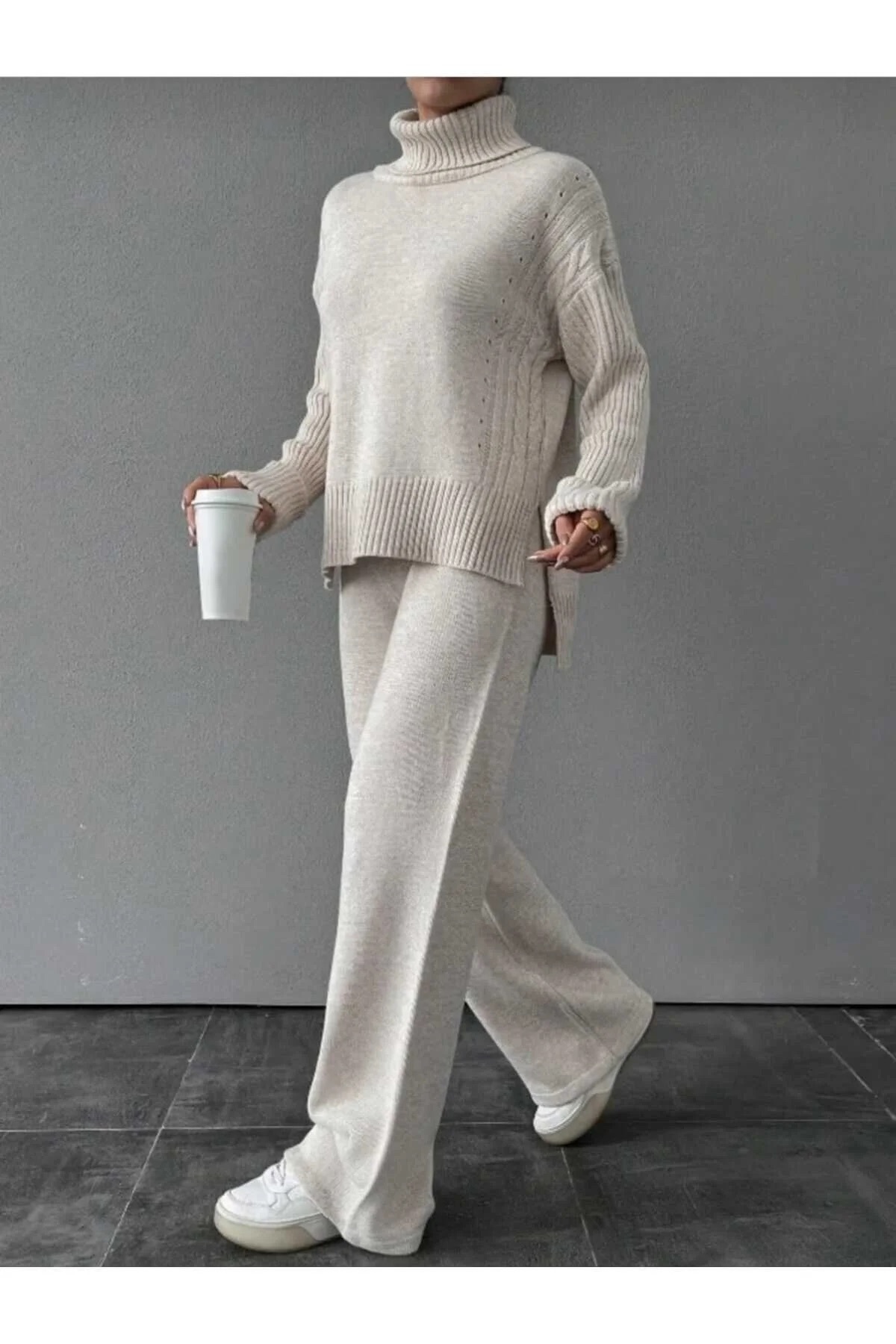 NEWCO Жіночий комплект з трикотажу з філігранним коміром, візерунком у вигляді плетіння та розрізами з боків, антрацитовий - тілесний