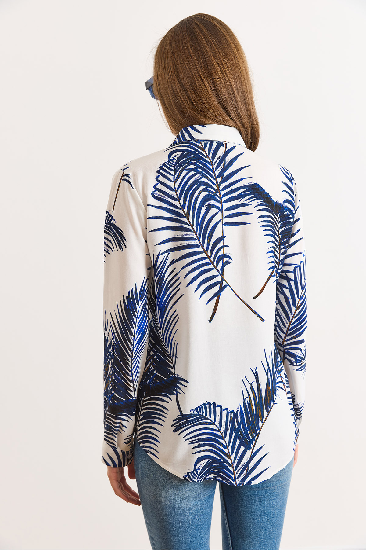 Olalook  Kadın Lacivert Desenli Kol Katlamalı Viskon Gömlek GML-19001403 - Görsel 2