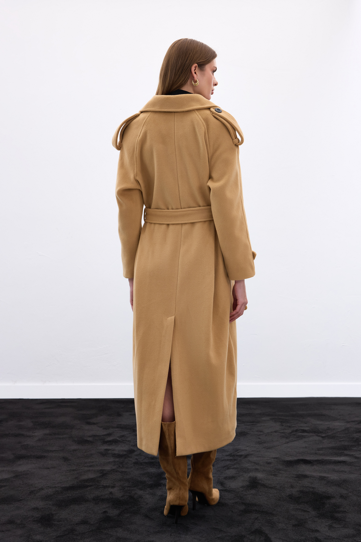Sateen Geniş Yaka Uzun Kaban - Camel görsel 8