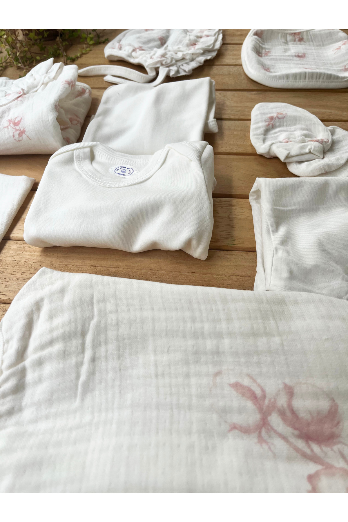 Zıpır %100 Pamuk Yenidoğan Kız Bebek Hastane Çıkış Seti 10 Parça – Müslin Pembe fotoğrafı 4 (önizleme)
