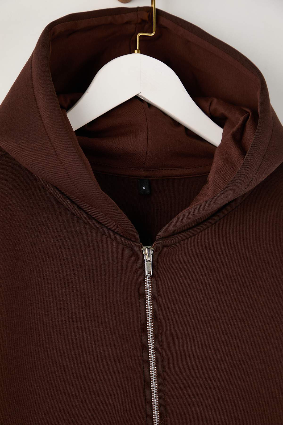 Trendyolmilla  Wardrobe Essentials – Koyu Kahverengi Oversize Kapüşonlu Örme Sweatshirt |TWOAW26SW00018 - Görsel 6