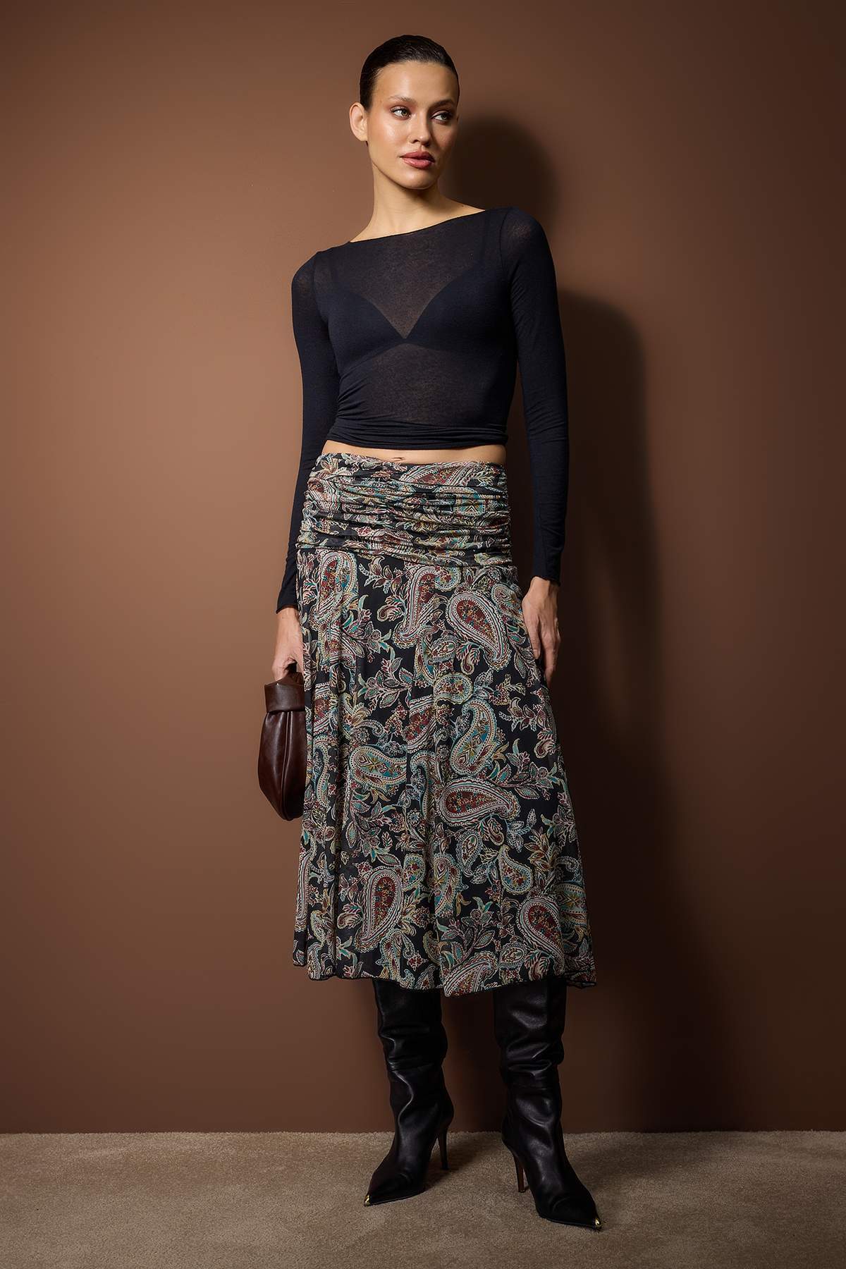 Trendyolmilla  Çok Renkli Maxi Büzgü/Drape Detaylı Boho/Boho Chic Basklılı Tül Esnek Örme Etek TWOAW26ET00122 - Görsel 6