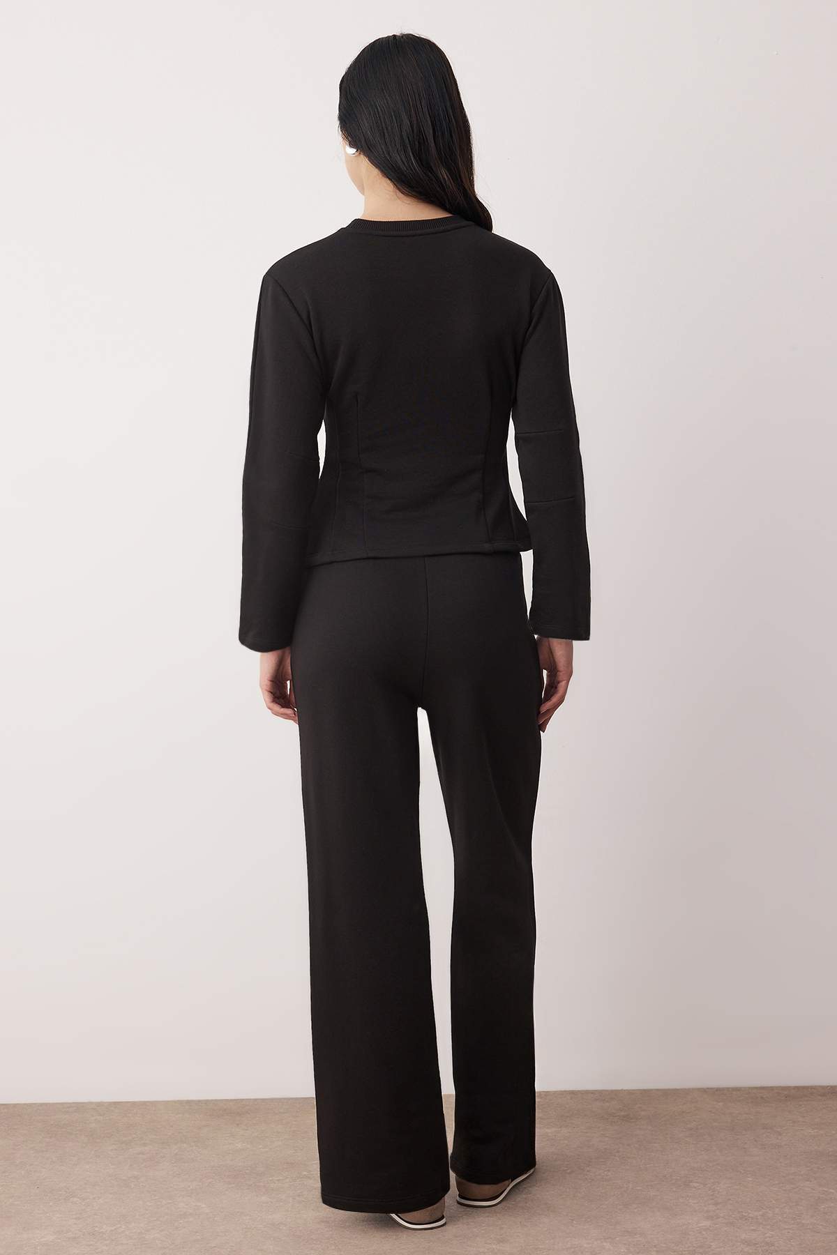 Trendyolmilla  Siyah Belden Oturmalı/Peplum Üst Straigth/Düz Kesim Alt Örme Alt - Üst Takım TWOAW26AU00136 - Görsel 4