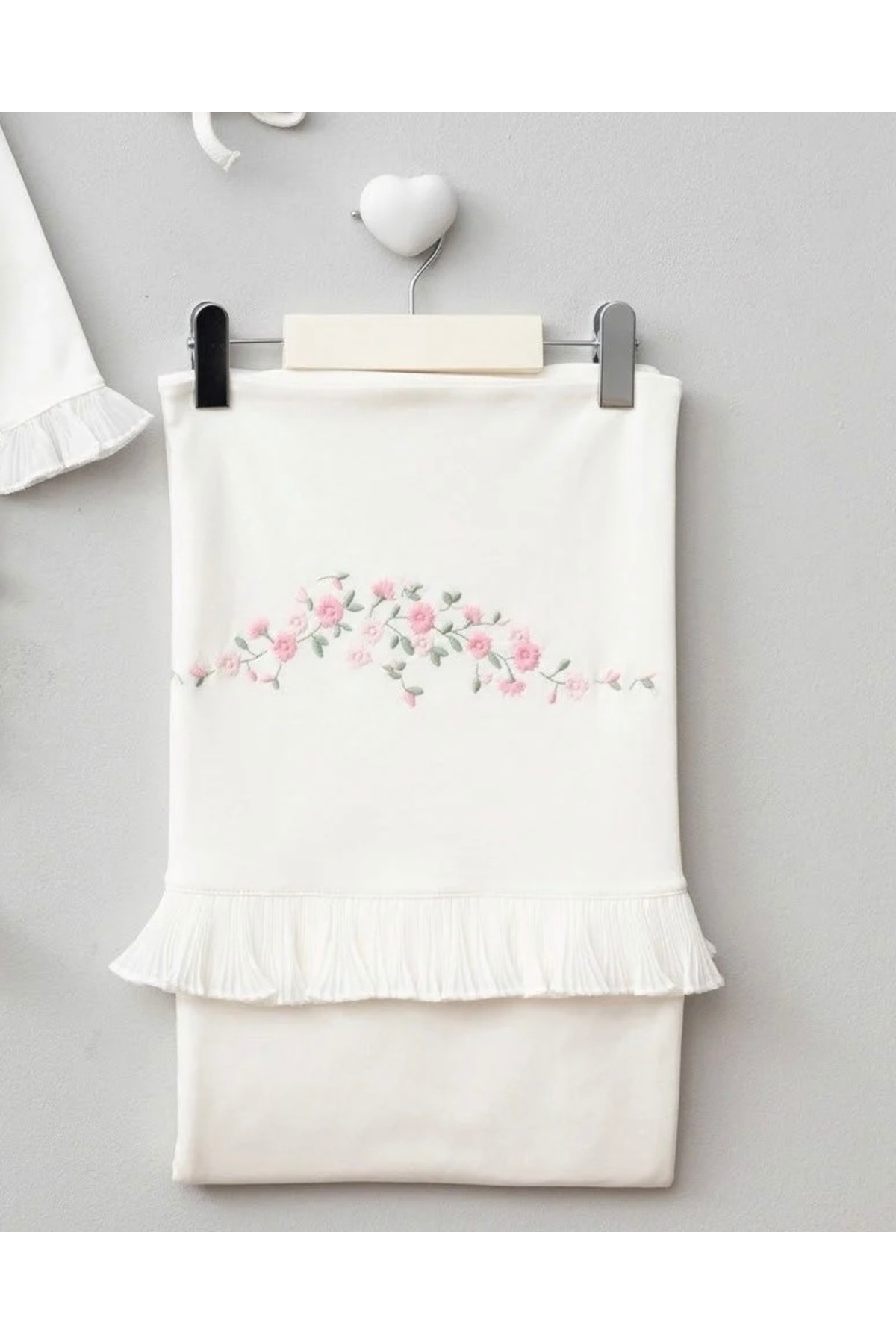 Mert Baby Çiçek Nakışlı Dantel Detaylı 3'lü Organik Hastane Çıkış Seti %100 Pamuk Yenidoğan Kız Bebek fotoğrafı 5 (önizleme)