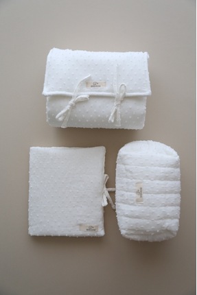 BabyKAR Alt Açma Matı, Bakım Çantası ve Bez Çantası Set Ponponlu Müslin