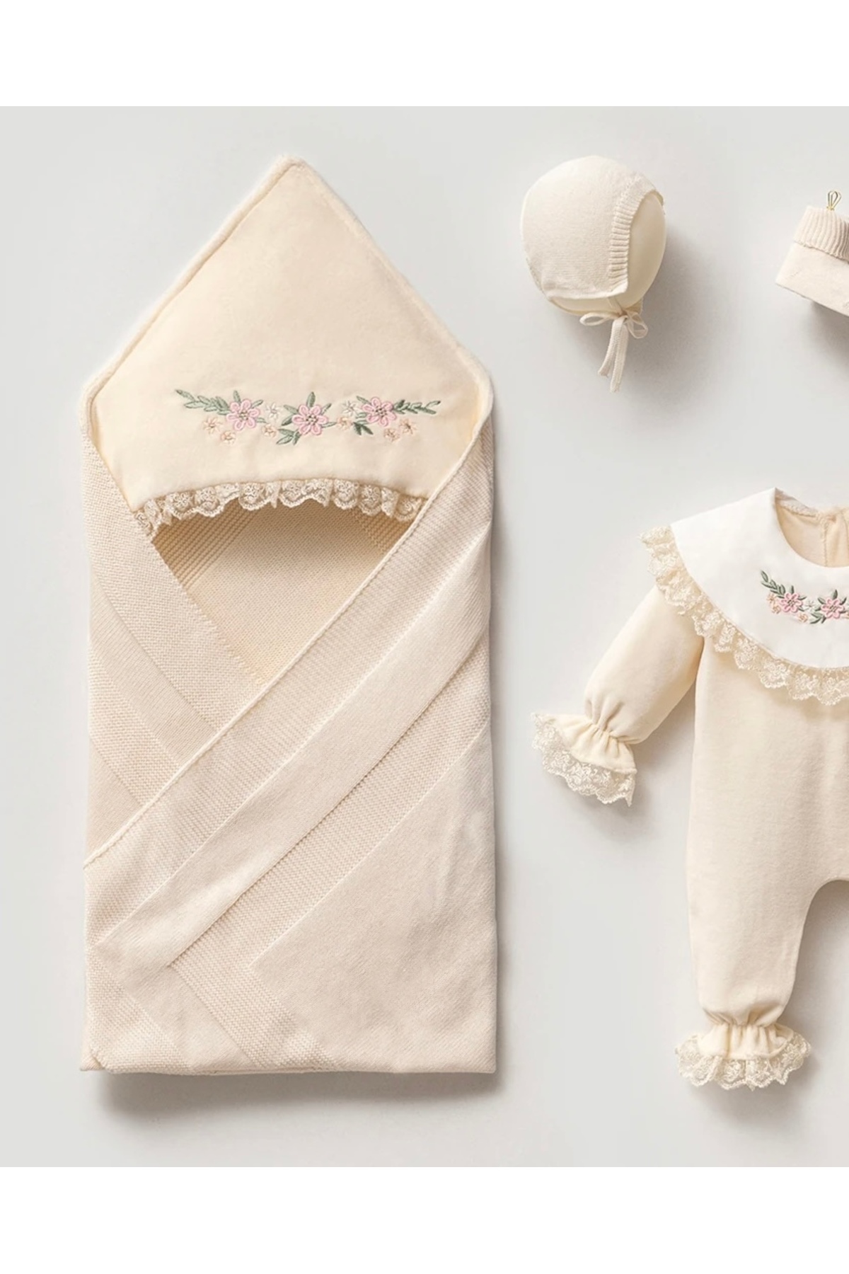 Mert Baby Melisa Kadife 5'li Yenidoğan Organik Hastane Çıkış Çıkışı %100 Pamuk Yenidoğan Kız Bebek fotoğrafı 2 (önizleme)