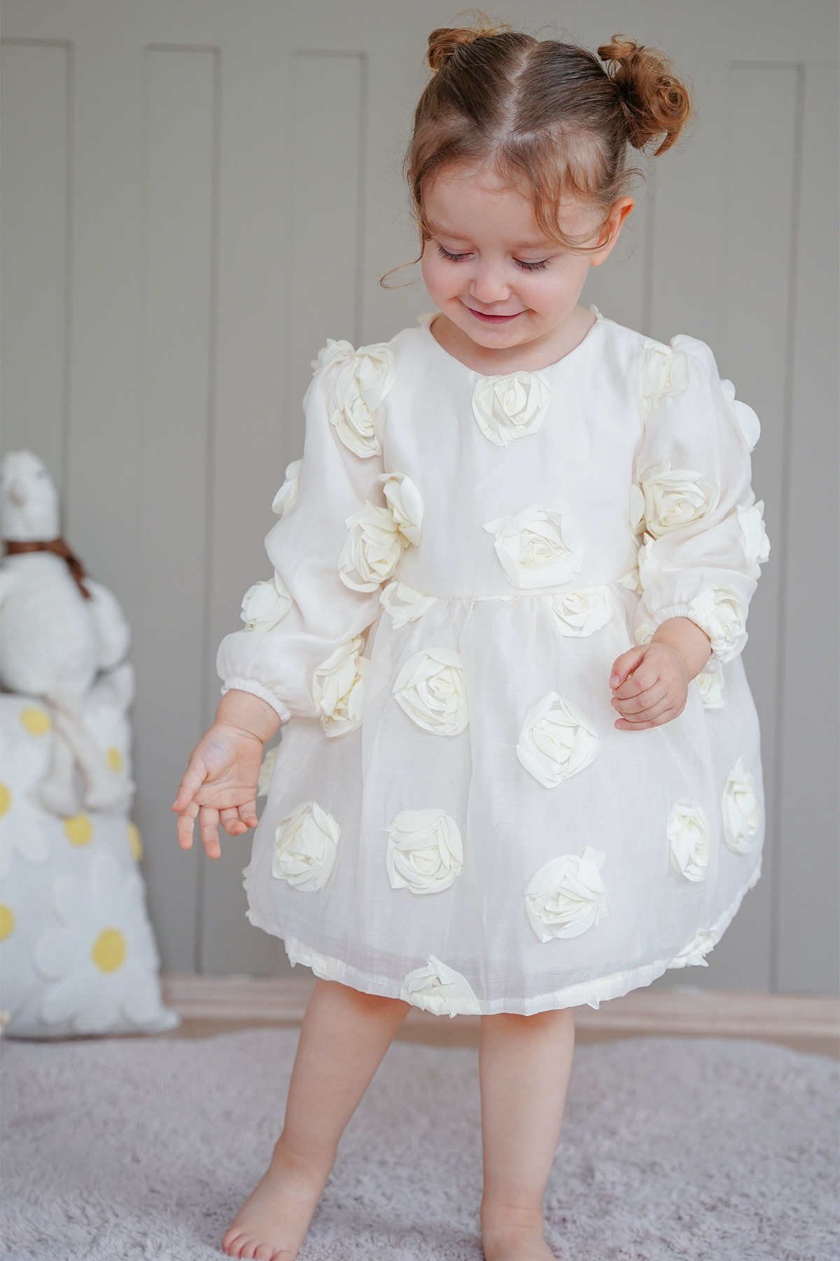 ALYRA Kız Bebek Elbise Uzun Kollu Fiyonklu Güllü Doğum Günü Parti Düğün Özel Gün Abiye Kız Çocuk Elbise fotoğrafı 4 (önizleme)