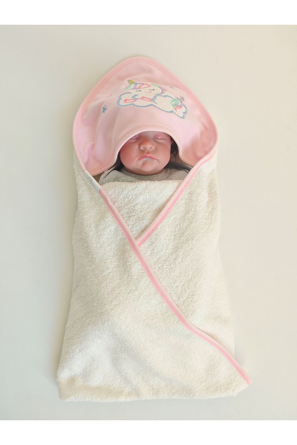 Tomuycuk %100 Pamuklu Başlıklı & Unicorn Nakışlı Bebek Banyo Havlusu- Yumuşak & Su Emici Havlu Hediyelik fotoğrafı 6 (önizleme)