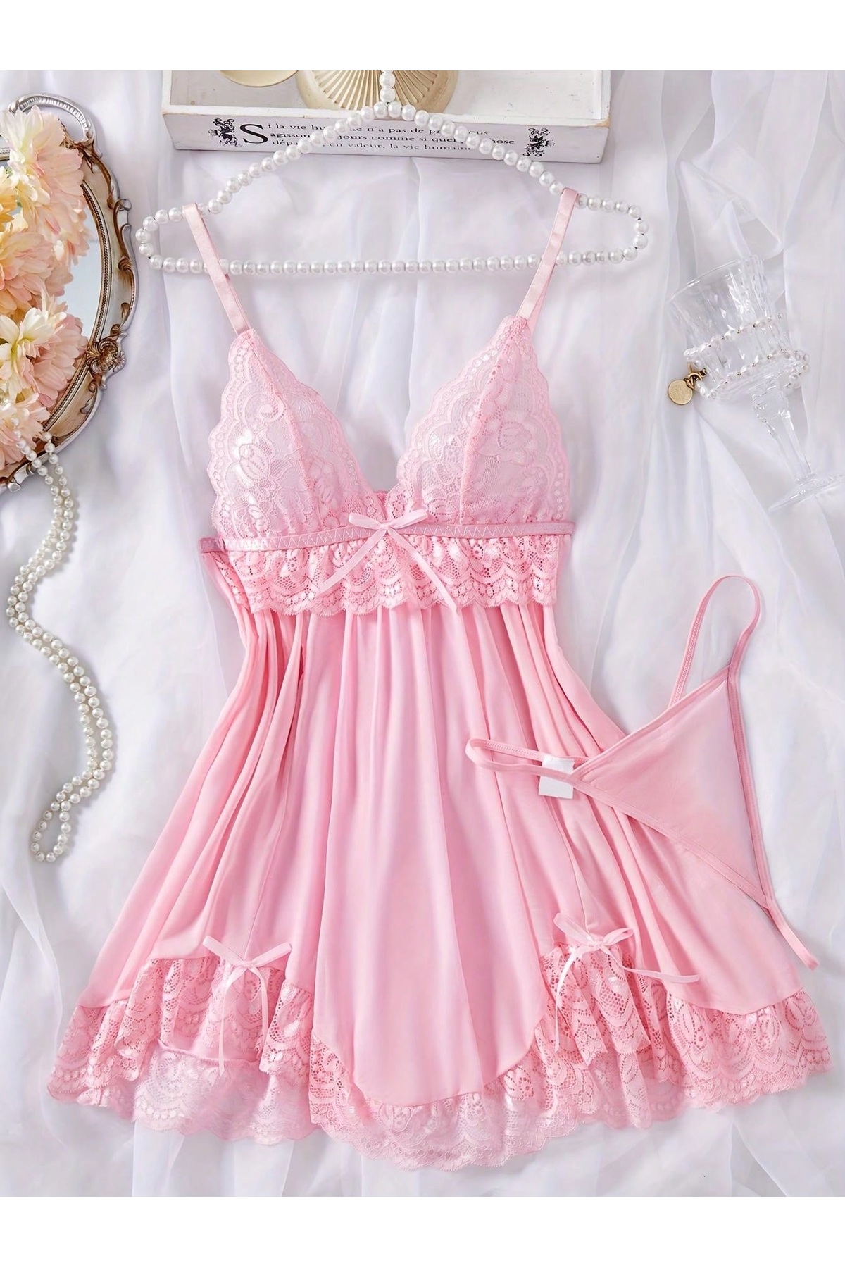 SWEETKORSE Kadın İnce Askılı Dantelli Saten Gecelik – Şık ve Zarif Yumuşak Dokulu Gecelik