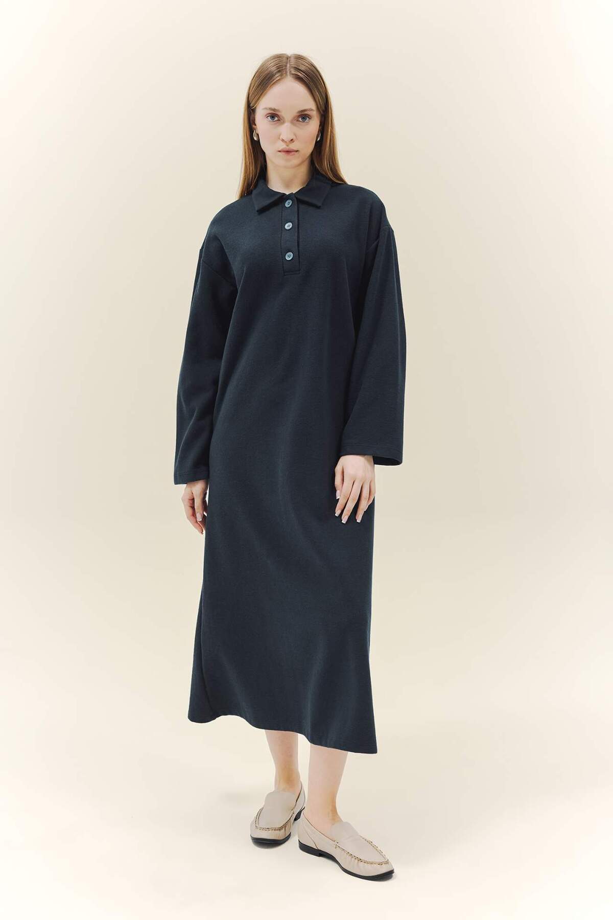 DeFacto Regular Fit Polo Yaka Uzun Kollu Maxi Elbise G1886AX25WN