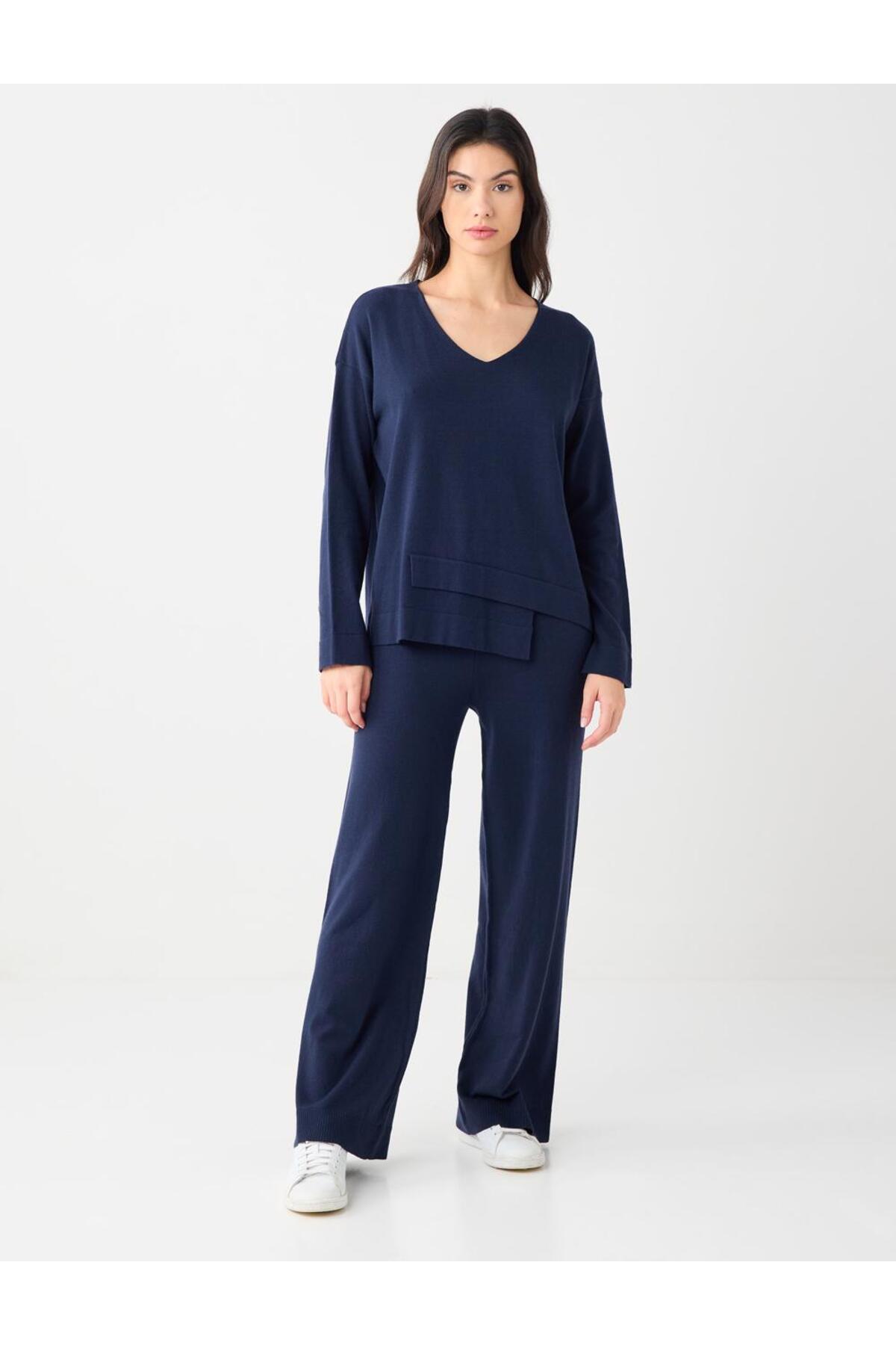 Jimmy Key  Lacivert Uzun Kollu V Yaka Triko Kazak - Görsel 2