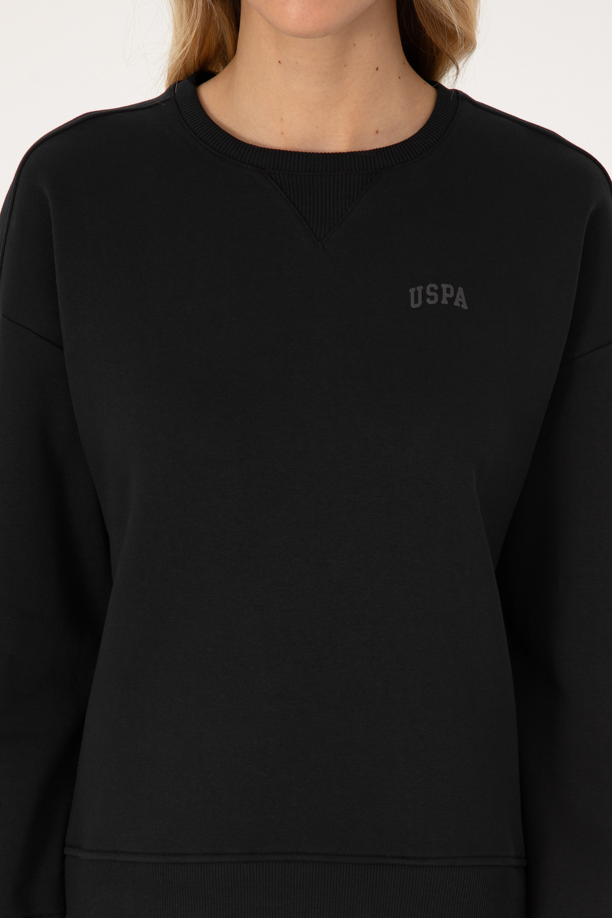 U.S. Polo Assn.  Kadın Siyah Şardonlu Bisiklet Yaka Basic Sweatshırt 50313586-VR046 - Görsel 6