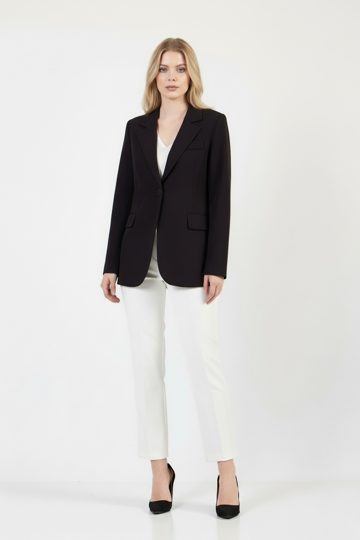 Volanlı  Siyah Tek Düğme Ceket - Görsel 4