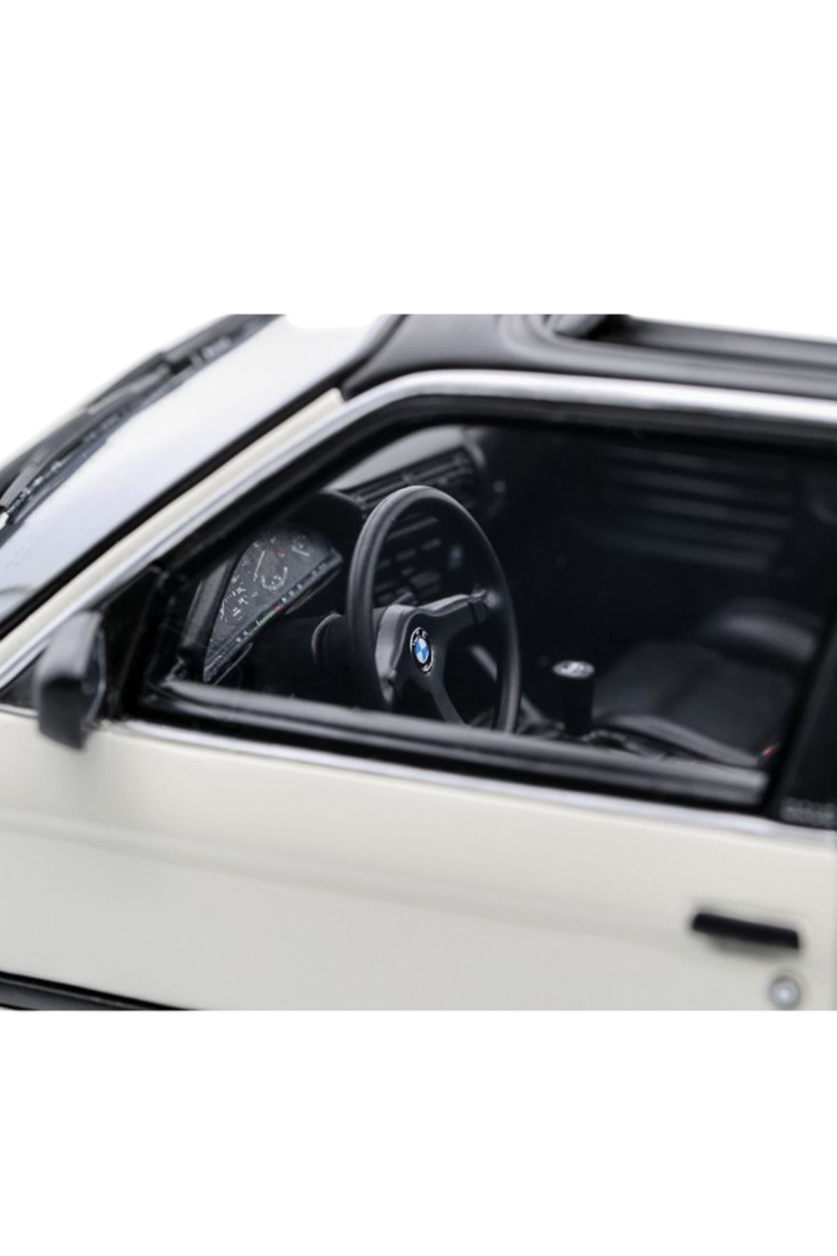 Otto Mobile 1:18 1988 Baur BMW E30 325i TC2 Model Araba - Fiyatı