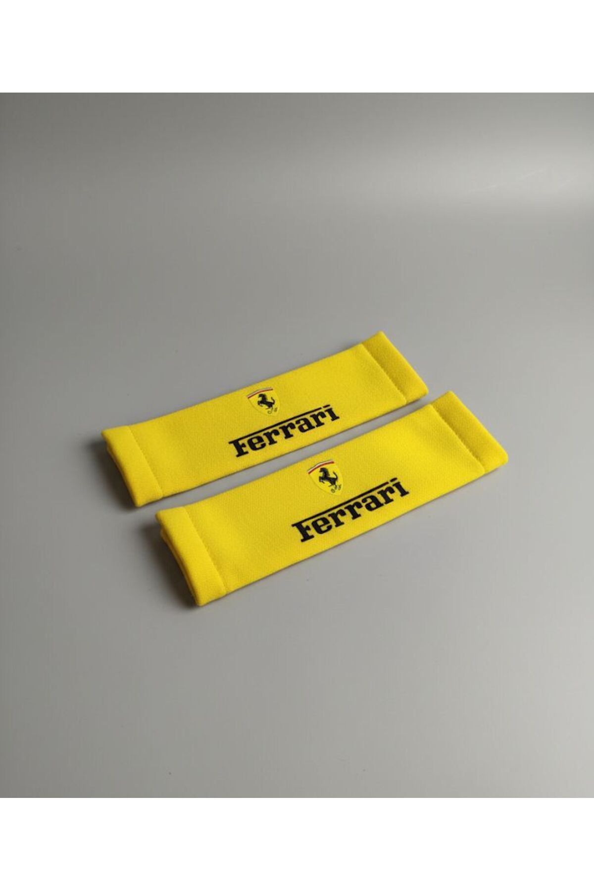 sahmeran oto aksesuar 2'li Oto Koltuğu Emniyet Kemeri Pedi Araç Seyahat Kemer pedi SARI FERRARİ