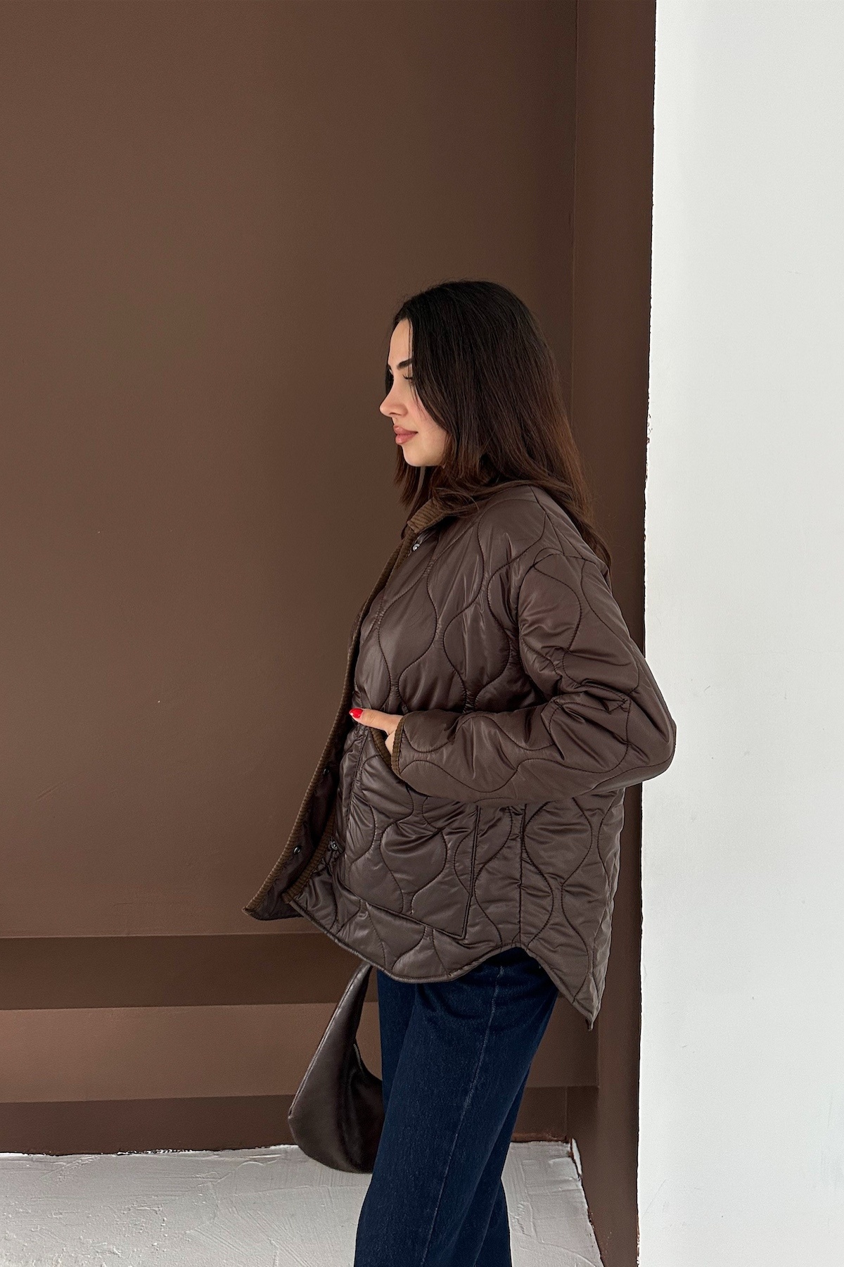 FEMELLE  Kadın Kahverengi Kapitone Oversize Mont Astarlı Düğmeli Büyük Cepli Yumuşak Dokulu Mont - Görsel 8