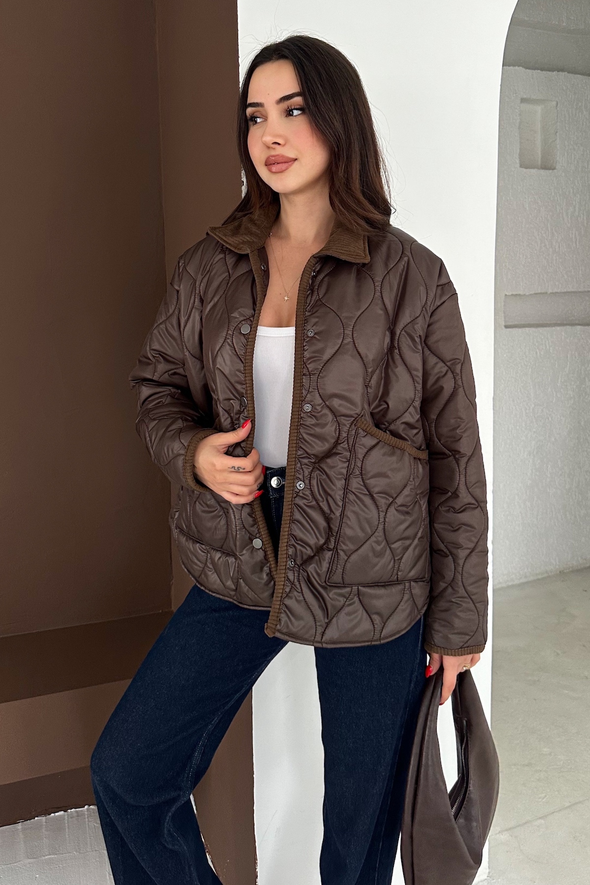 FEMELLE  Kadın Kahverengi Kapitone Oversize Mont Astarlı Düğmeli Büyük Cepli Yumuşak Dokulu Mont - Görsel 7