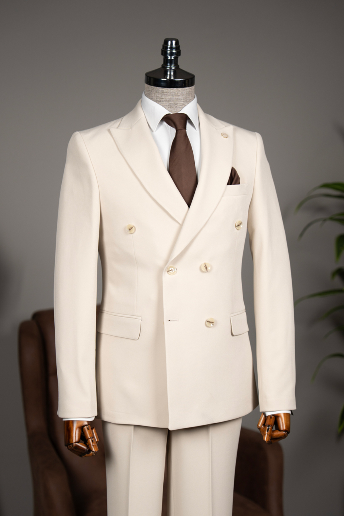 کت و شلوار دو دکمه اختصاصی – SlimFit. لطفا یک سایز بزرگتر انتخاب کنید. — بژ T04-KTA504 — تصویر 4 از 6