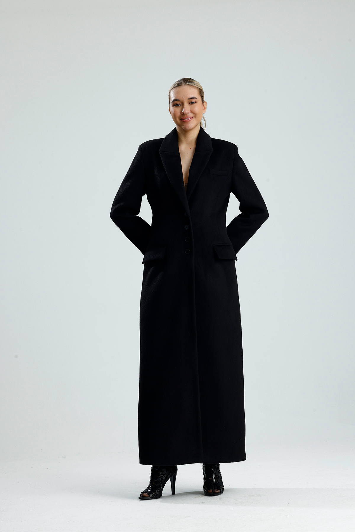 GACA COLLECTION  MARTA Belden Oturtmalı Kaşe Siyah Uzun Kaban - Görsel 2