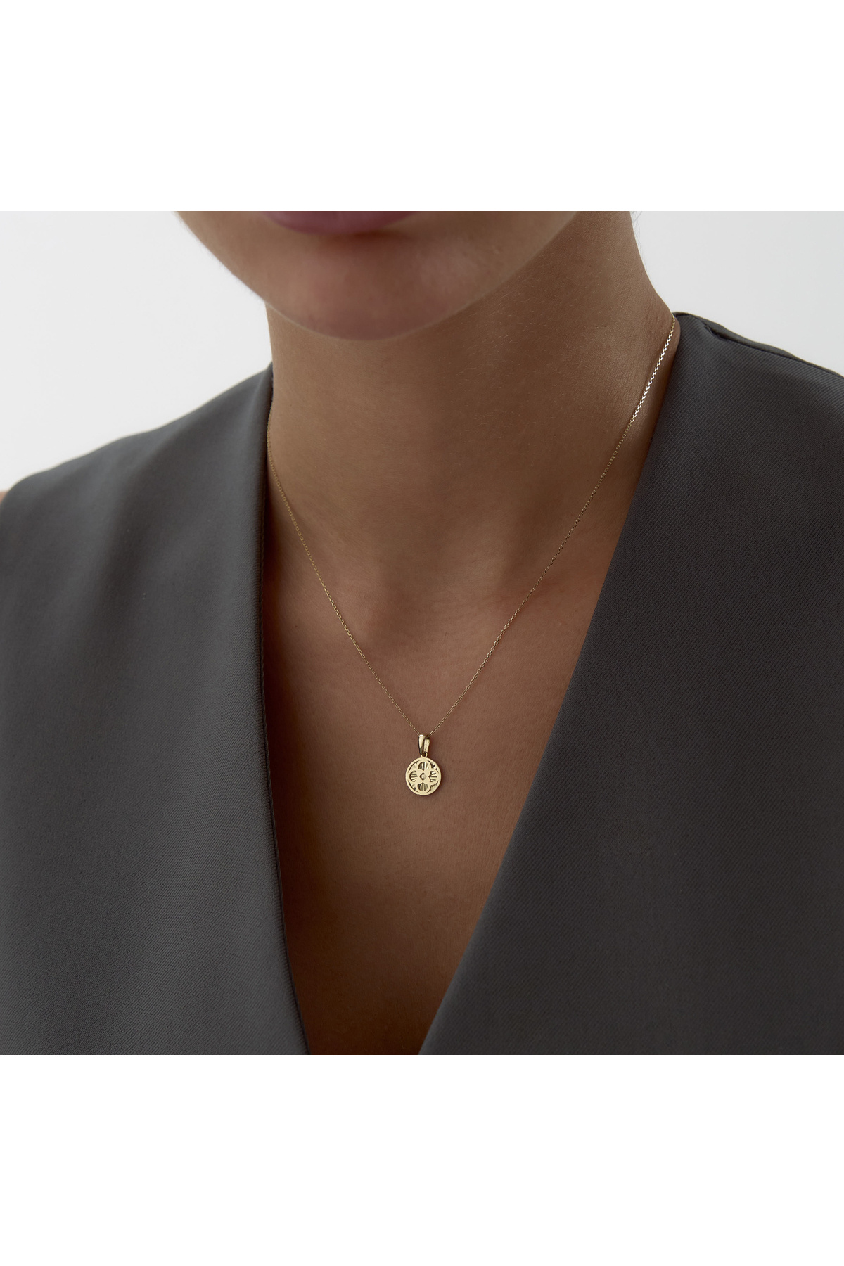 Cherry by Özkonak Circle Bloom Kolye