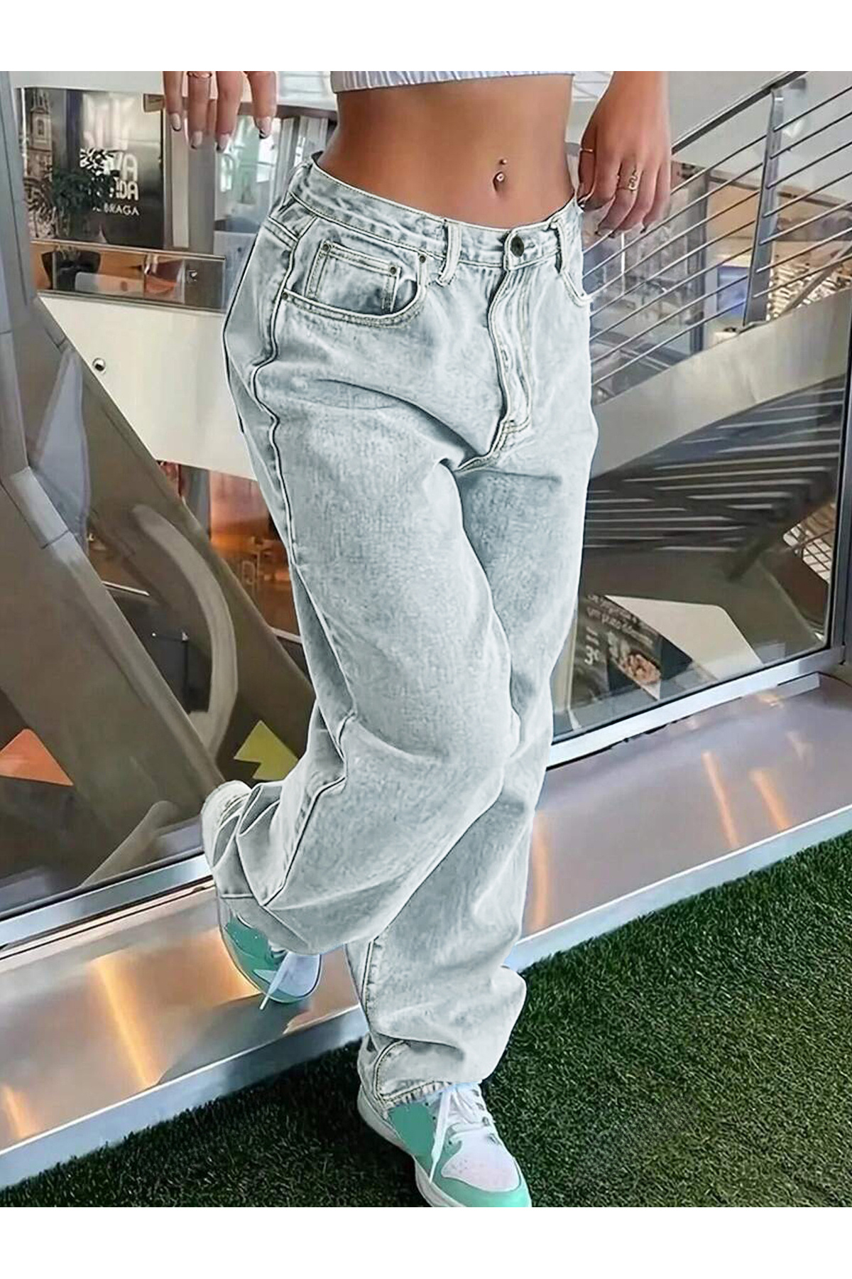 Shevadne Womens Light Wash Straight Leg Jeans - Non-Stretch, Long Fit, Button/Zipper, All-Match Casual Daily