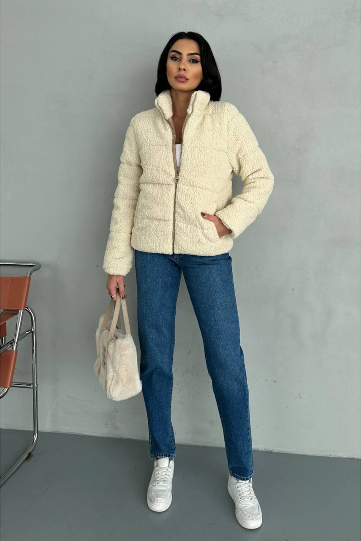 Damen Daunenjacke Plüsch Teddy-Stoff Beige - Görsel 3