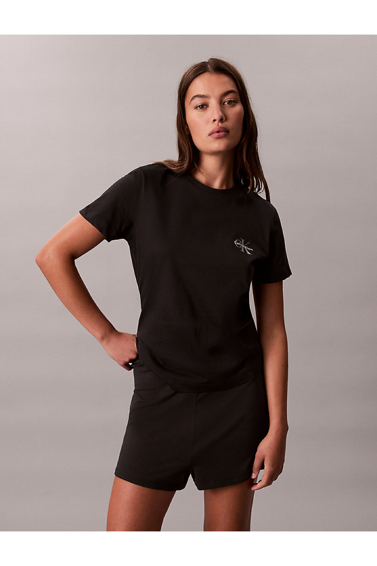 تیشرتزنانهCalvin Kleinمشکی