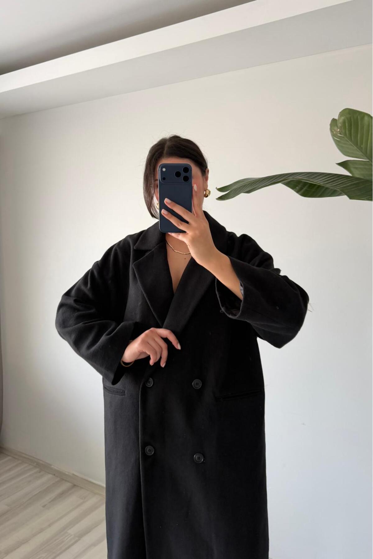 Güneş  Düğmeli Oversize Uzun Kaban - Görsel 7