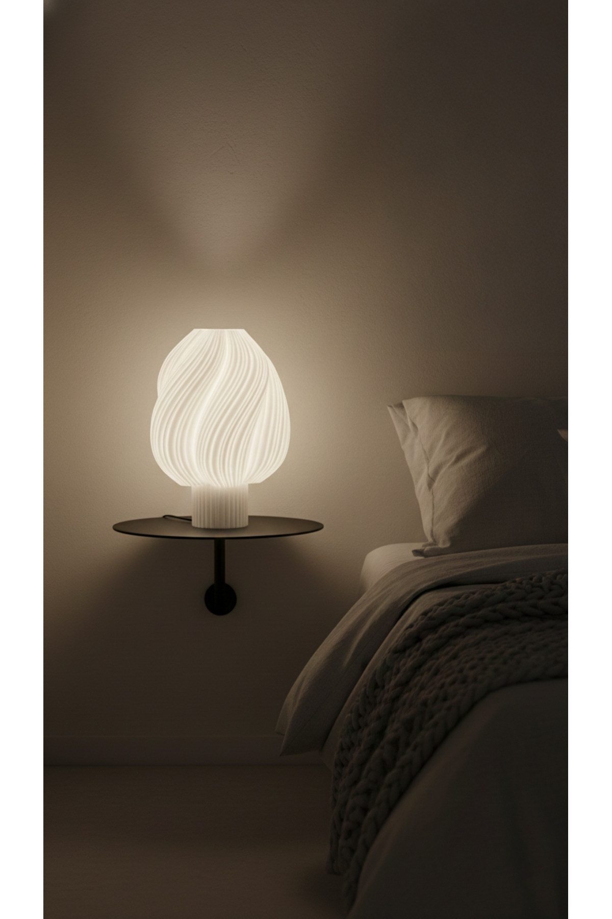 PearlBloom Beyaz Dekoratif Masa Lambası Abajur - Görsel 2