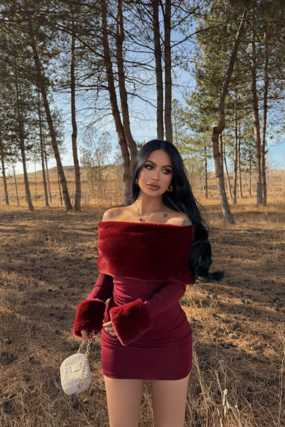 MOZENA  Yakası Suni Kürklü Madonna Yaka Mini Dalgıç Elbise - Görsel 5