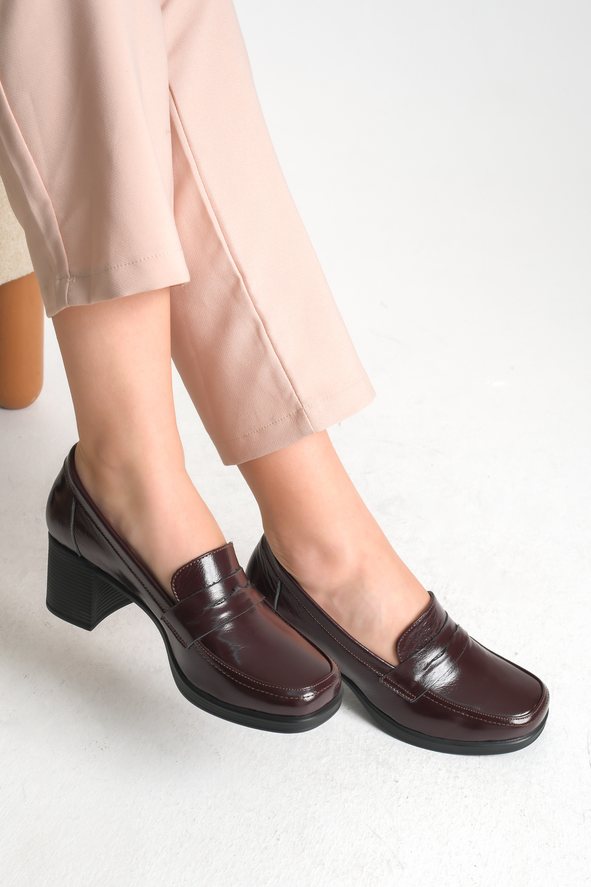 GNS Shoes  ELEGANT Hakiki Deri Bordo Rugan Kalın Topuklu Loafer Ayakkabı - Görsel 3