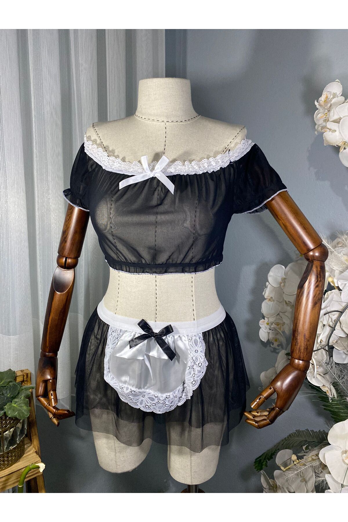 HELİSORA Hizmetçi kostümü