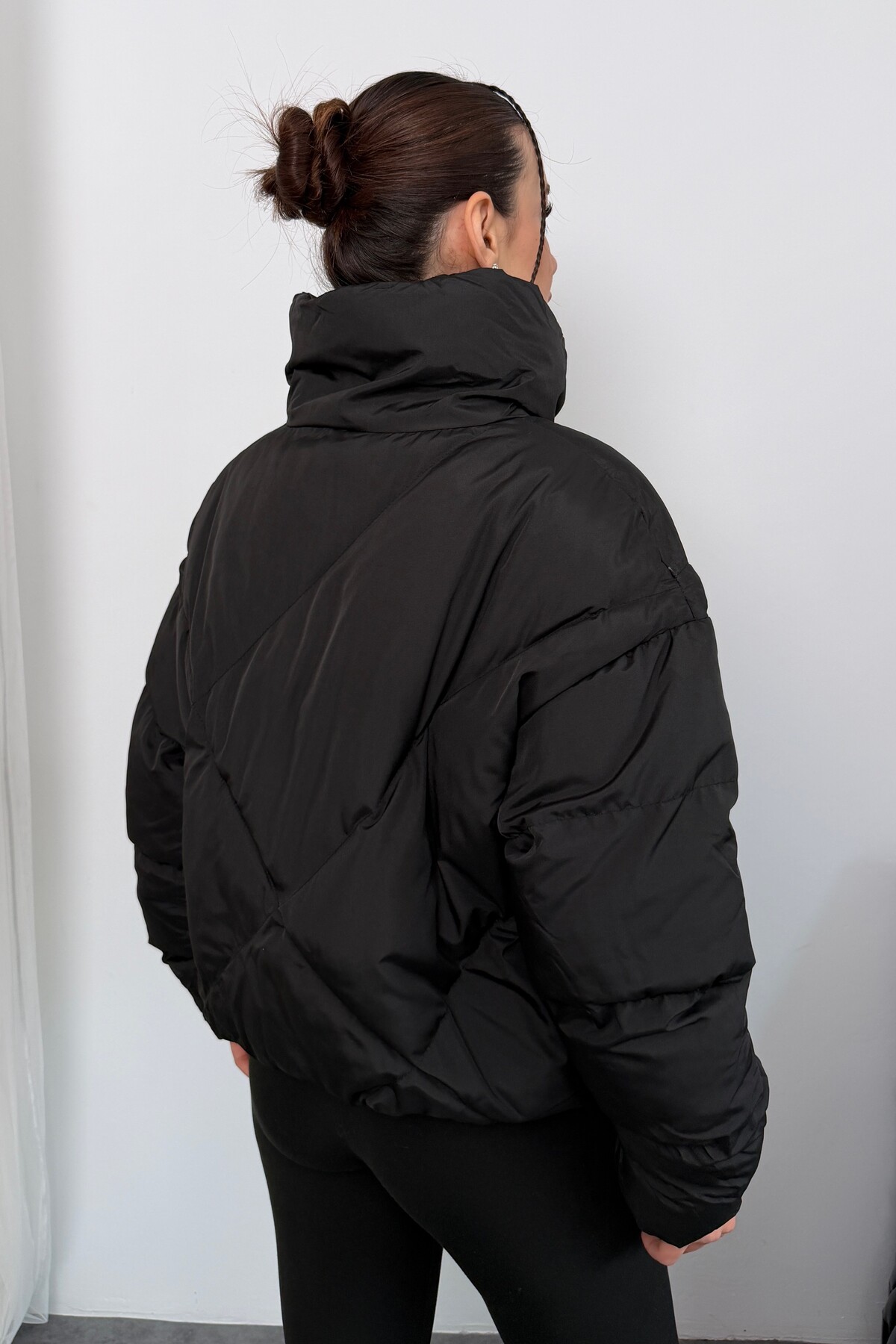 moda armanc Kadın Siyah Oversize Şişme Mont - Yüksek Yaka, Baklava Desenli görsel 5