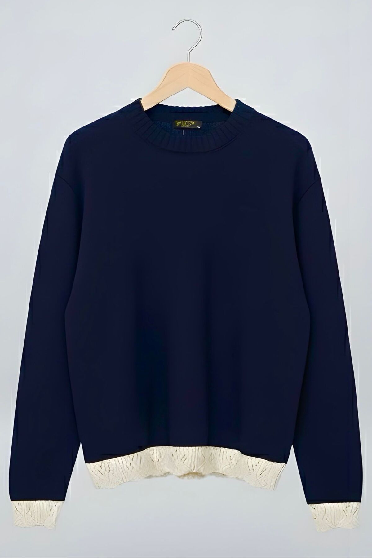 İMAJSTORE  Güpür detaylı şık triko kazak