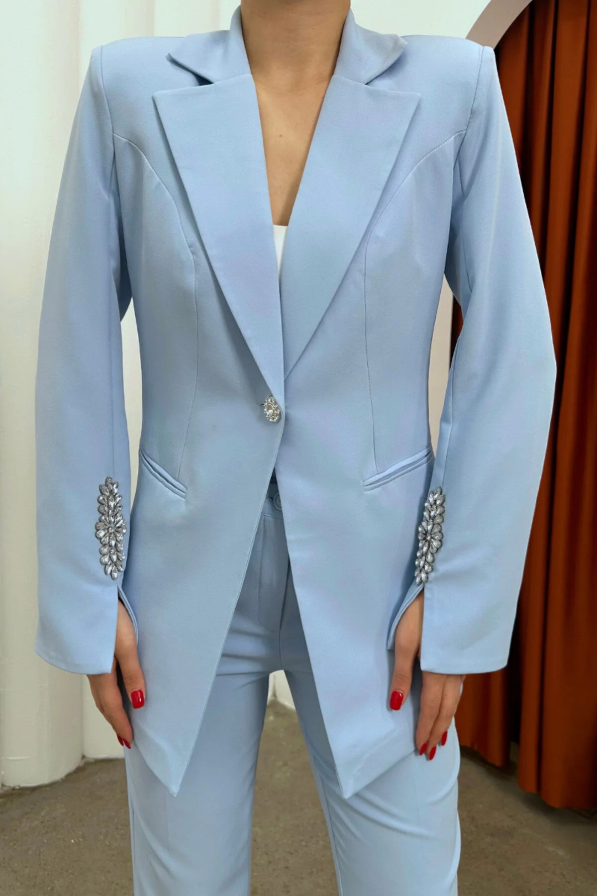 Women's Stone-Detailed Two-Piece Straight-Leg Blazer & Trousers Set - Görsel 6