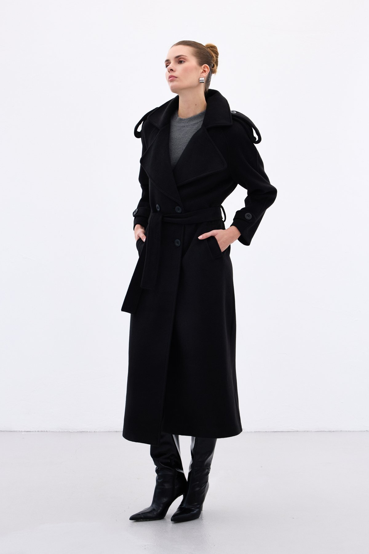 Sateen  Geniş Yaka Uzun Kaban - Siyah - Görsel 6