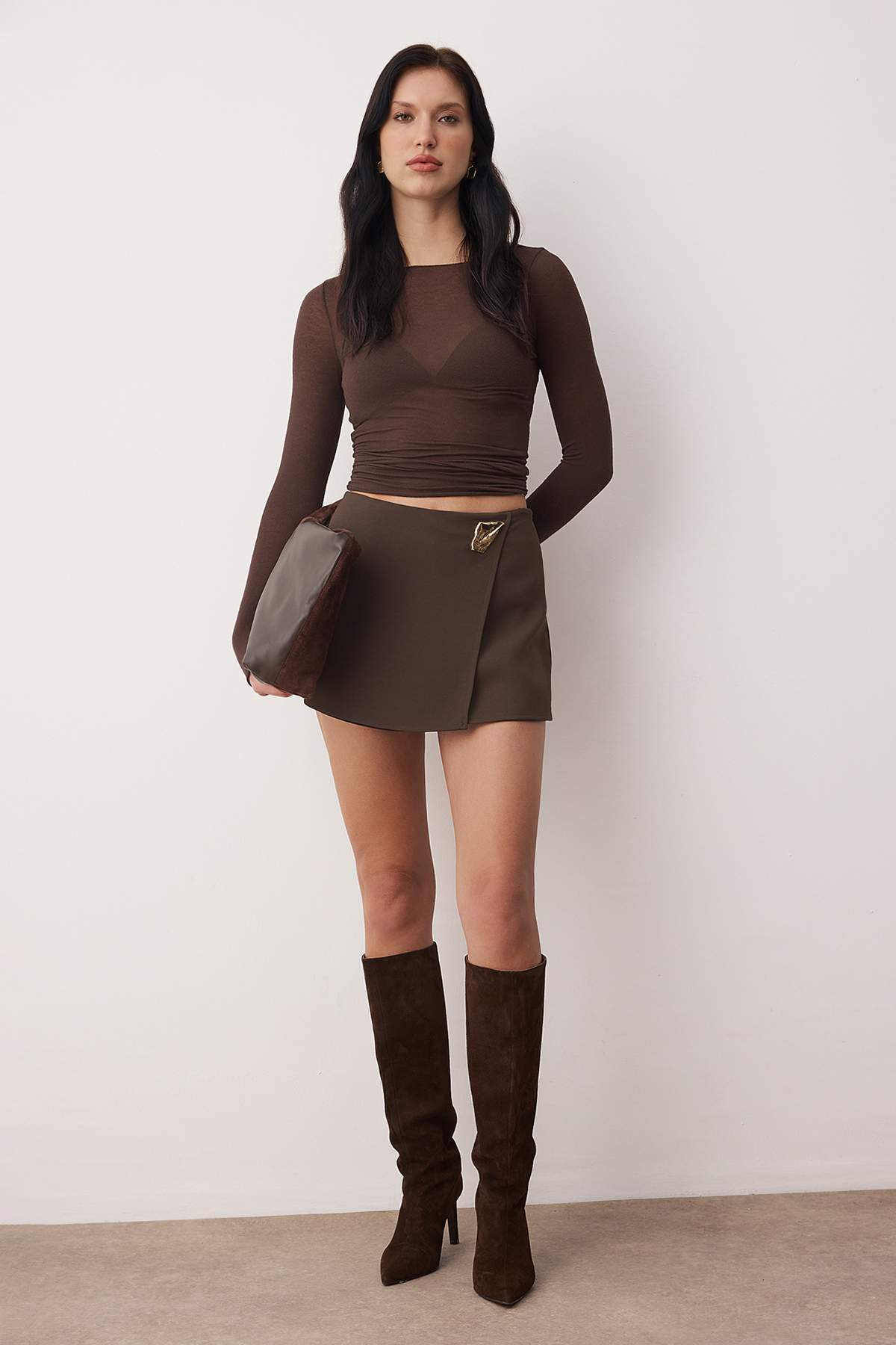 Trendyolmilla  Kahverengi Aksesuar Detaylı Dokuma Şort Etek TWOAW26SR00062