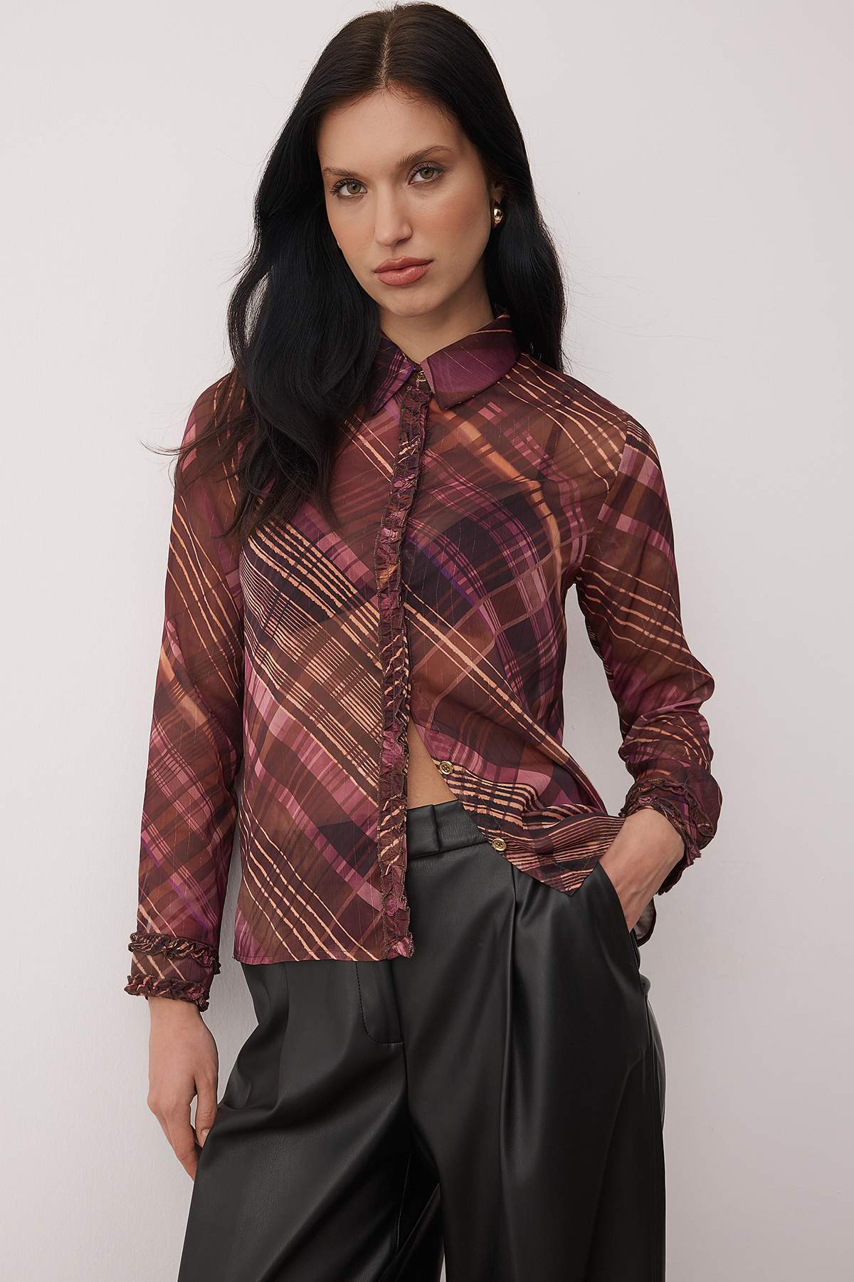 Trendyolmilla  Bordo Ekoseli Regular Kalıp Astarsız Şifon Gömlek TWOAW26GO00139