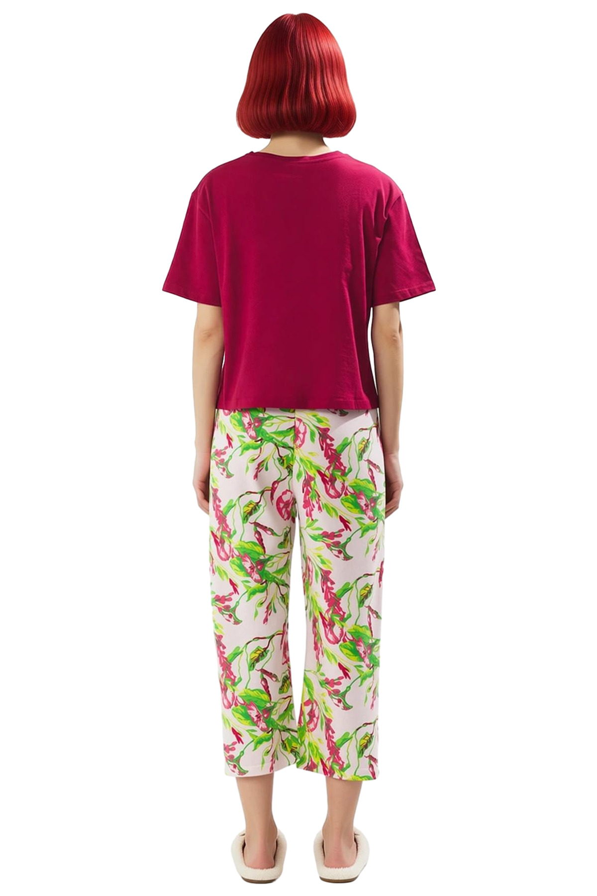 Kadın Çiçekli Pijama Takımı Rahat Pamuklu Örme Kumaş Trend Tasarım Yüksek Kalite Modern Stil