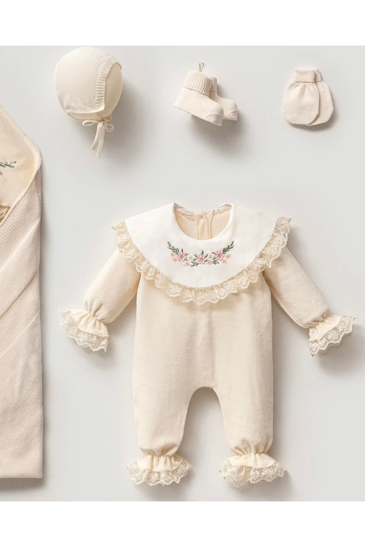 Mert Baby Melisa Kadife 5'li Yenidoğan Organik Hastane Çıkış Çıkışı %100 Pamuk Yenidoğan Kız Bebek fotoğrafı 3 (önizleme)