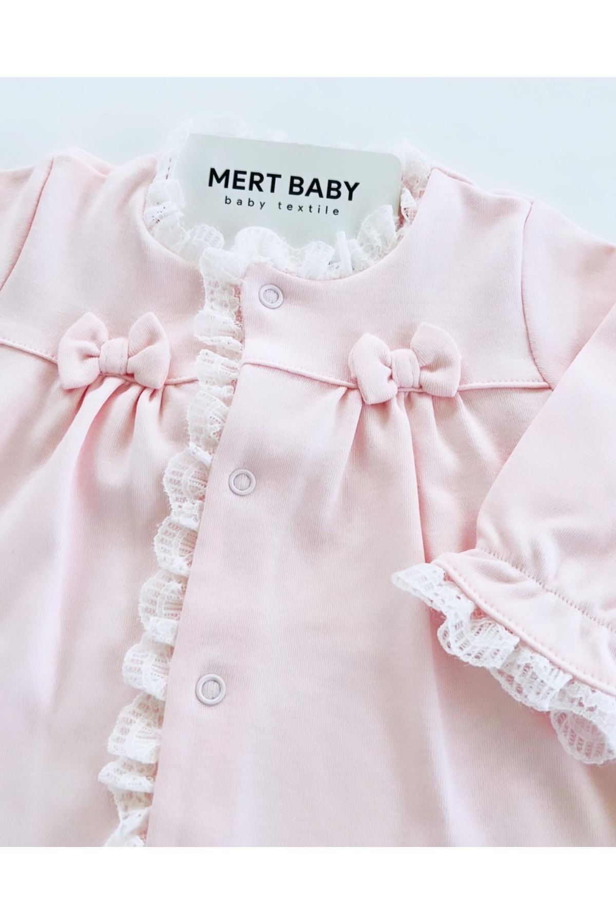 Mert Baby Mathilda 10'lu Organik Hastane Çıkış Seti Pembe %100 Pamuk Yenidoğan Kız Bebek fotoğrafı 5 (önizleme)