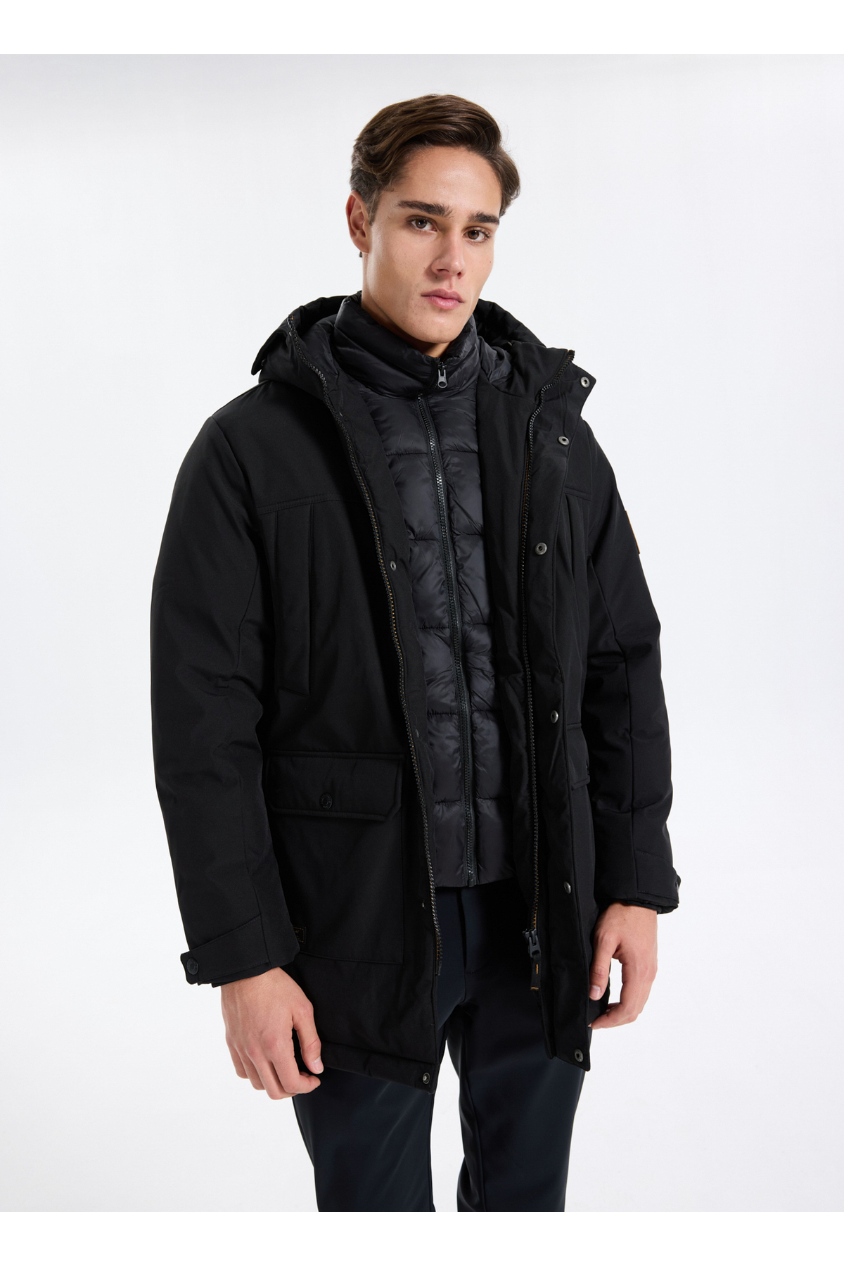 Jack & Jones Siyah Erkek Mont 12279243_JJFINN SOFTSHELL PARKA görsel 4
