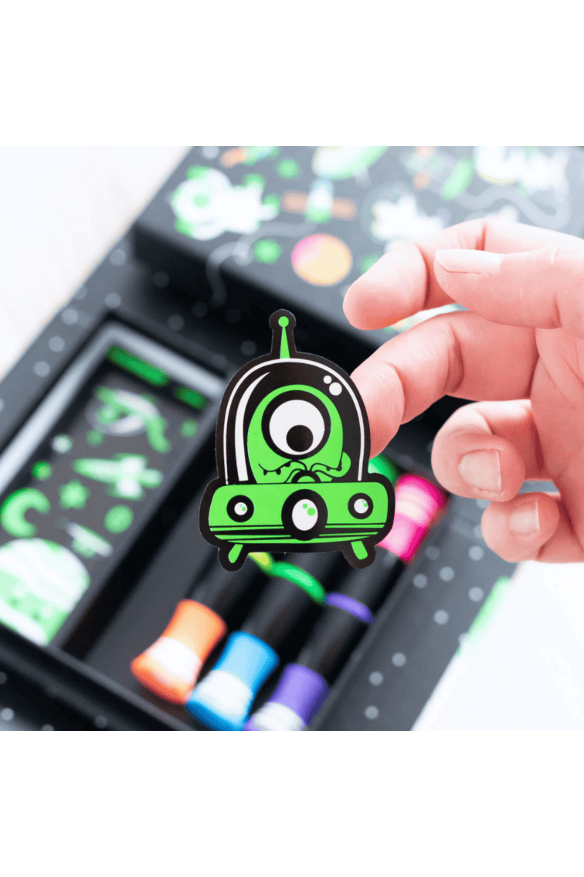 مجموعه نقاشی Tribe Neon – فضای بیرونی