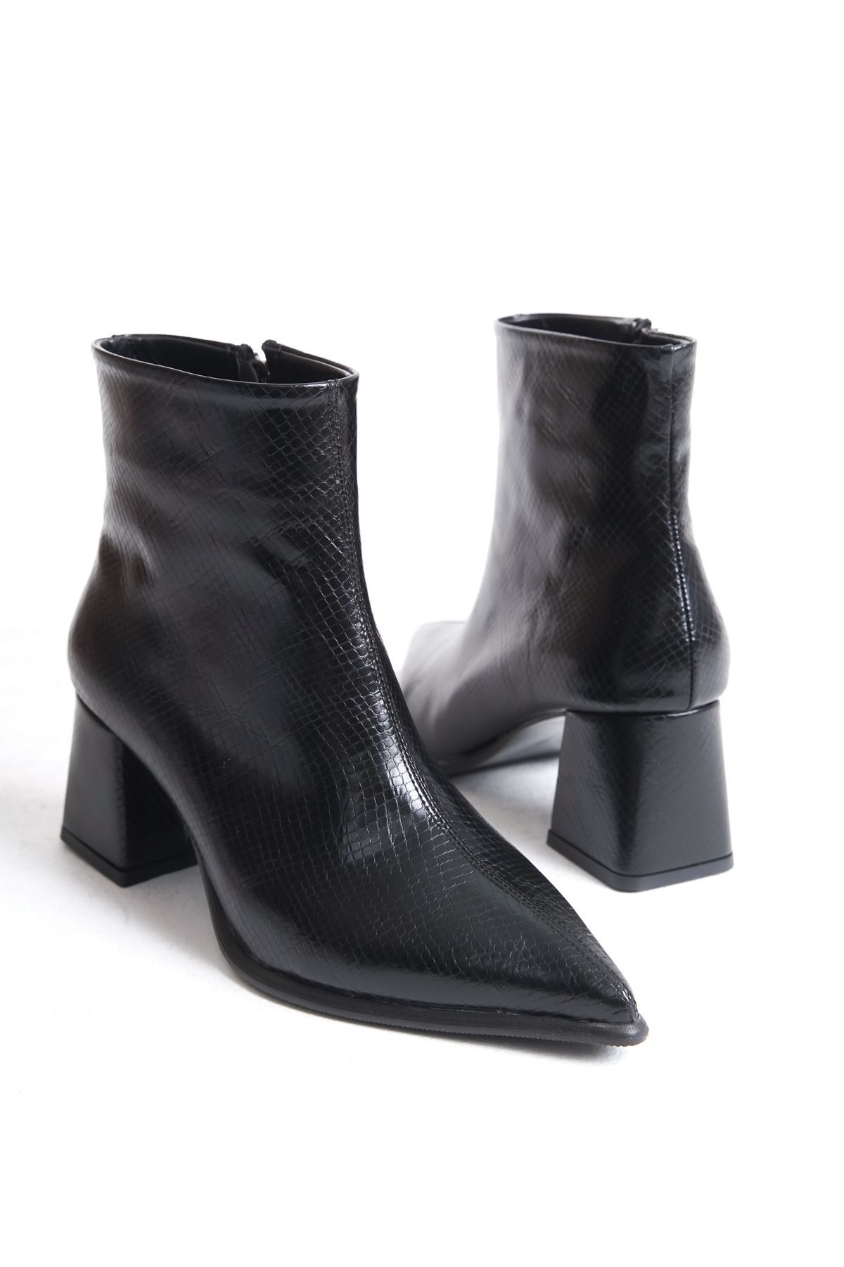 Women Pointed Toe Heel Boots Thick Heel Zipper Casual Boots Mate Black