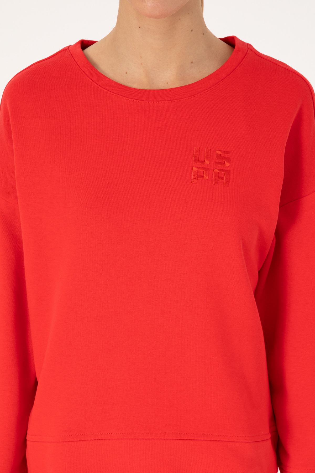 U.S. Polo Assn.  Kadın Kırmızı Bisiklet Yaka Basic Sweatshırt 50313565-VR030 - Görsel 6